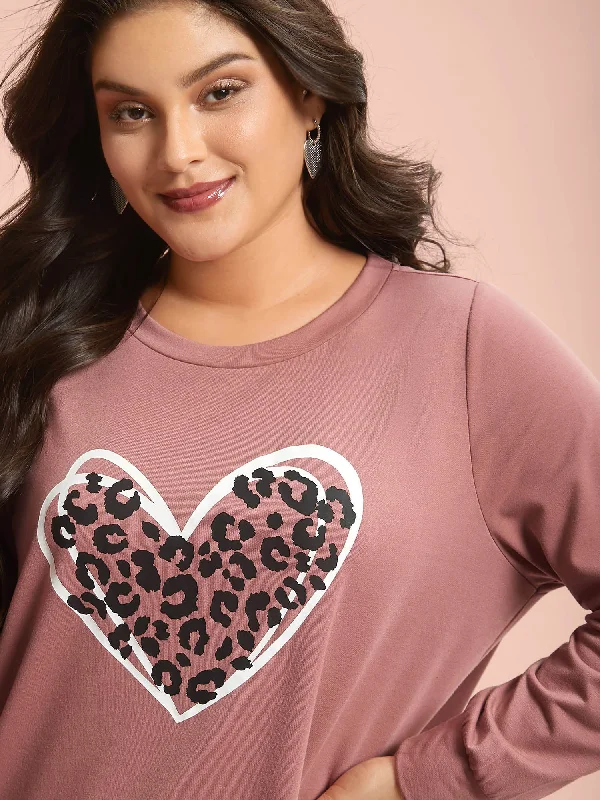 Leopard Heart Motif Crew Neck Sweatshirt