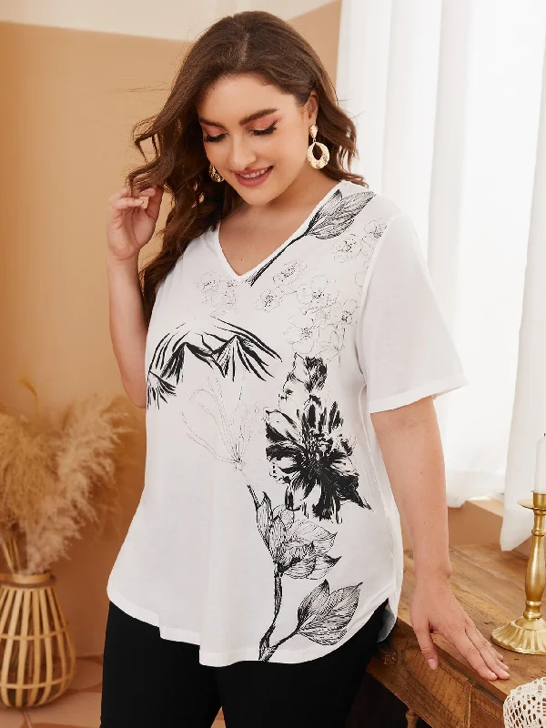 Floral Short Sleeve V Neck Regular Plus Size T-Shirt