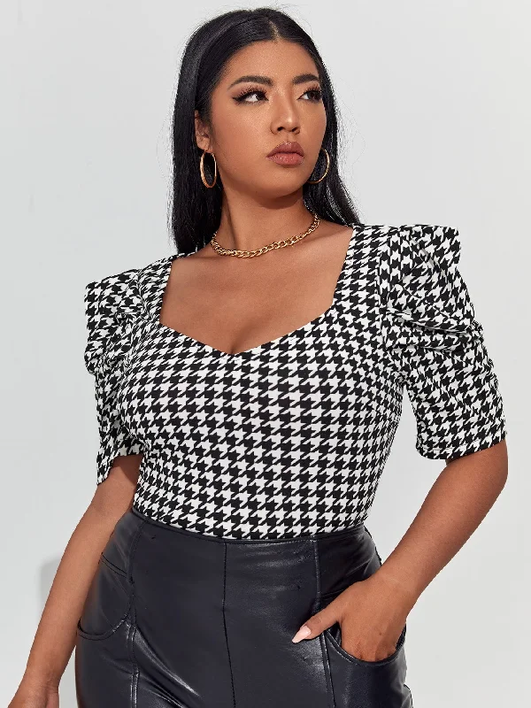 Houndstooth Short Sleeve Sweetheart Regular Plus Size T-Shirt