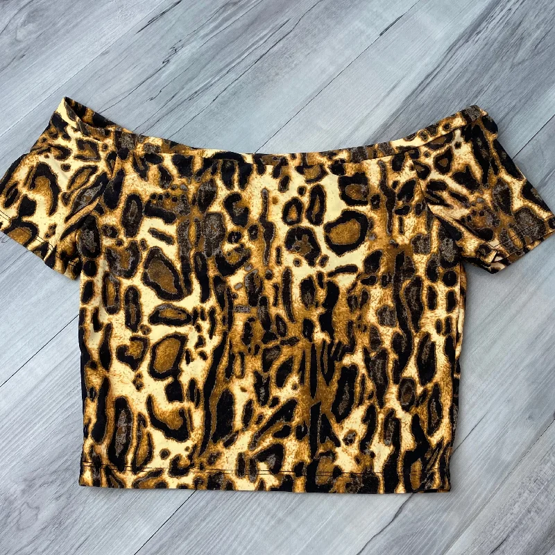 SALE - Cropped Cold Shoulder Top - Leopard