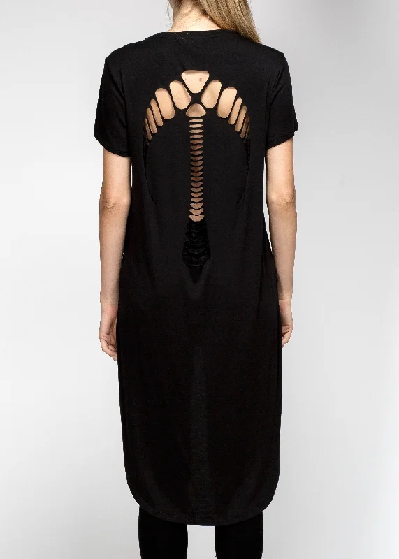 Women's Open Back Elongated Tee In Black