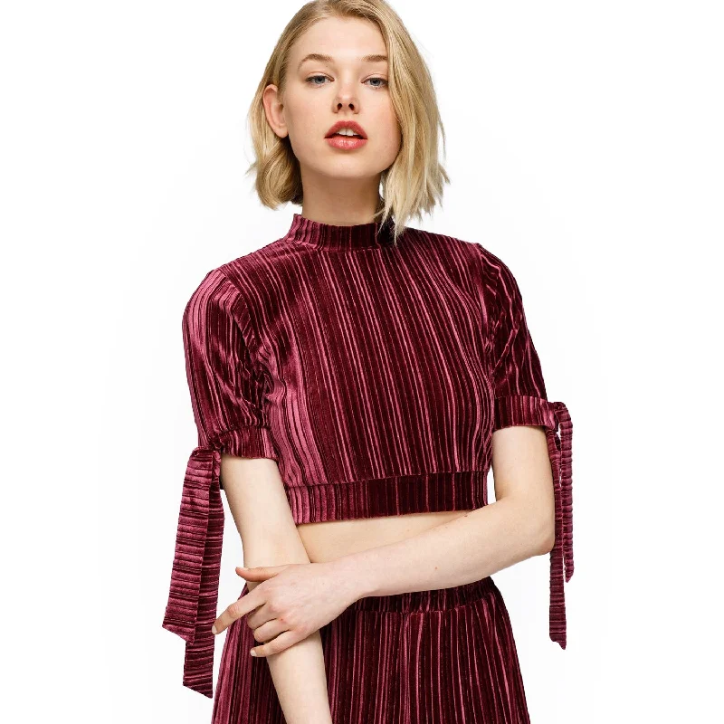 Women's Mock-Neck Velvet Crop Top In Mulberry